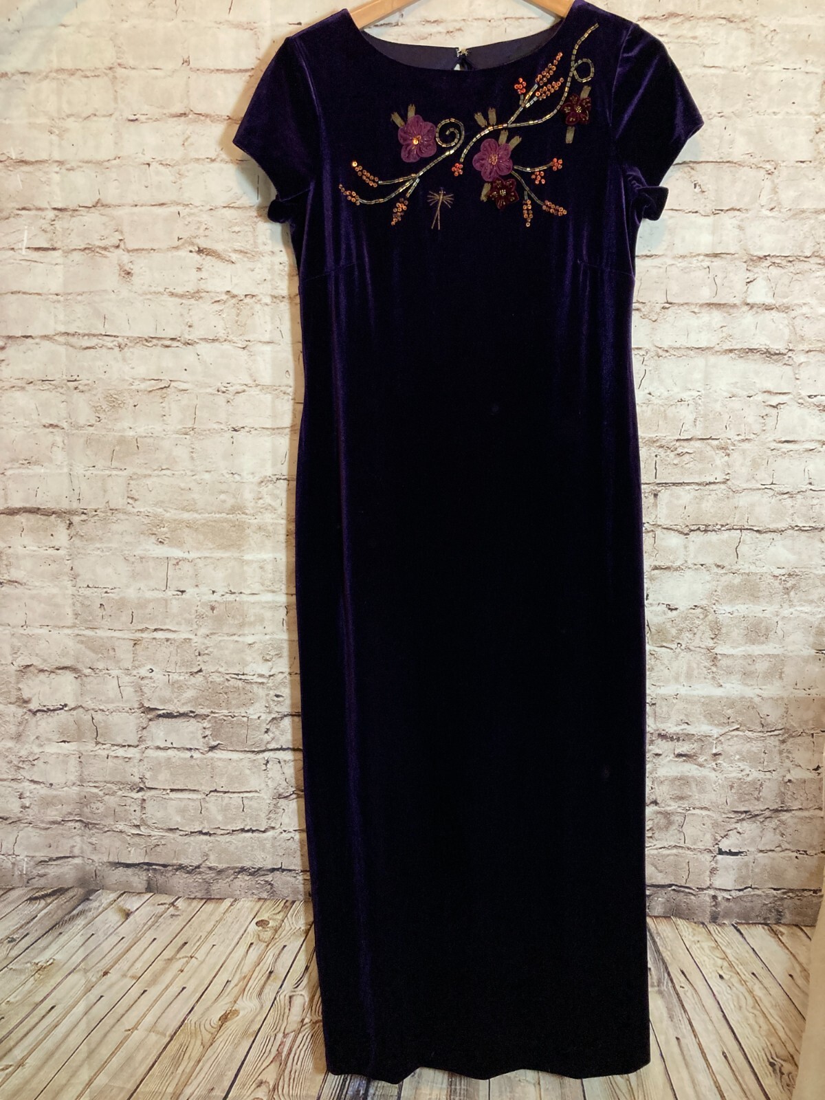 Carole Little Maxi Dress Womens 10 Velvet Floral Embroidered Fairy Open Back Tie