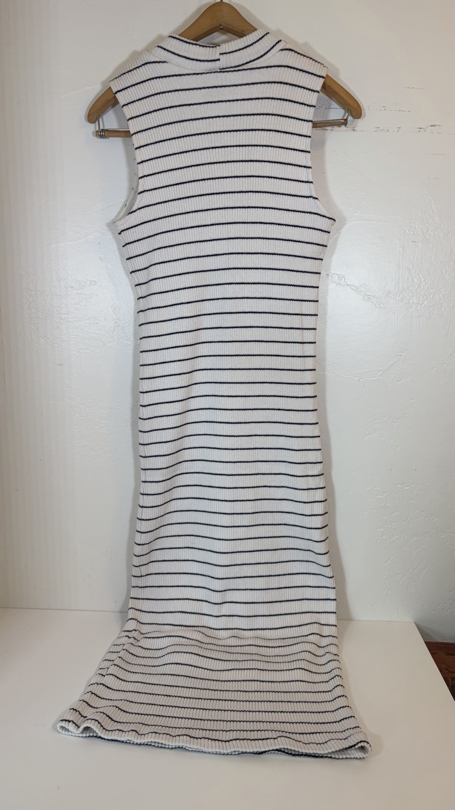 Dolan Left Coast Collection Jules Sleeveless Striped Sheath Midi Dress Small