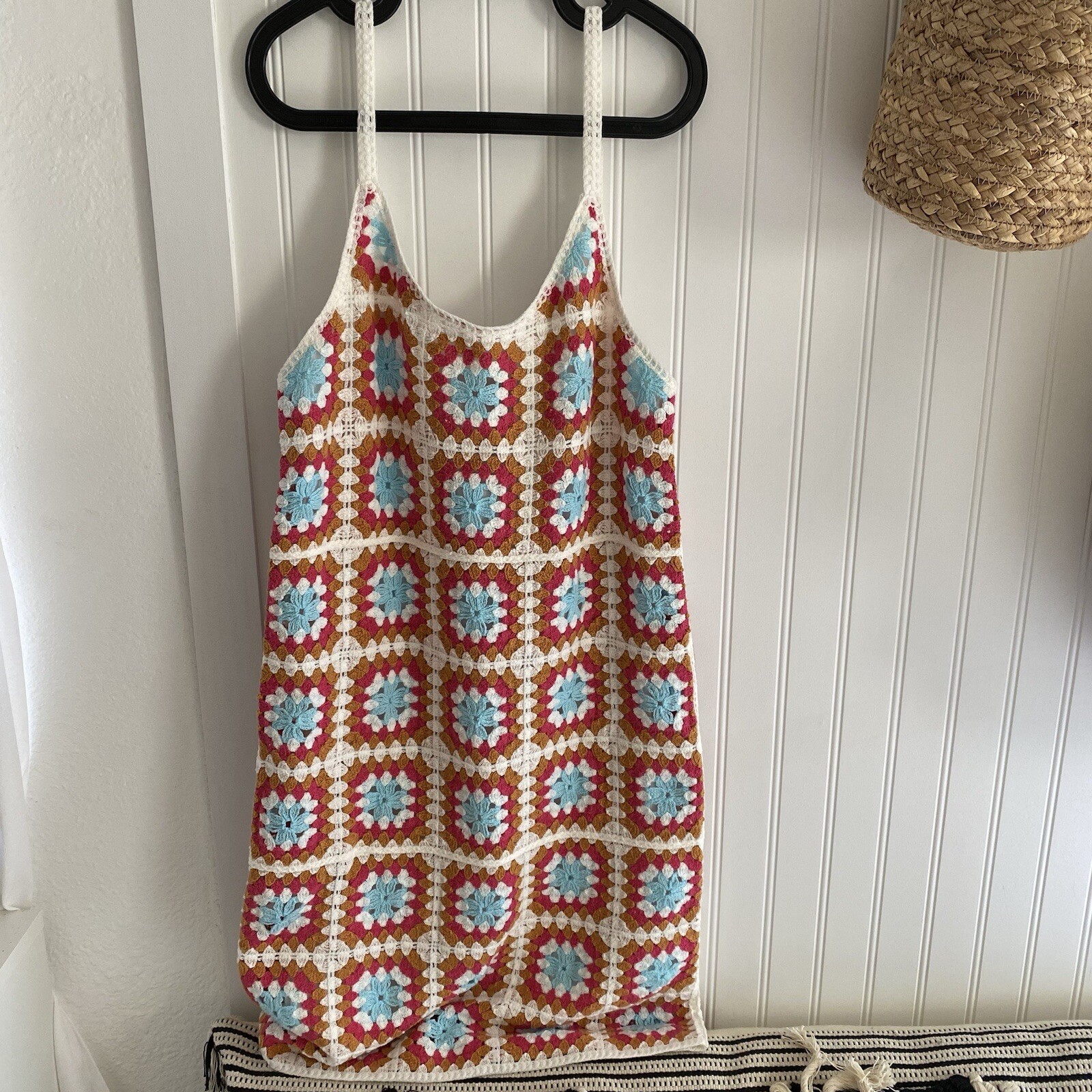 Willow and Wind Women’s Crochet Lined Above Knee Dress Small Beach Cover Up