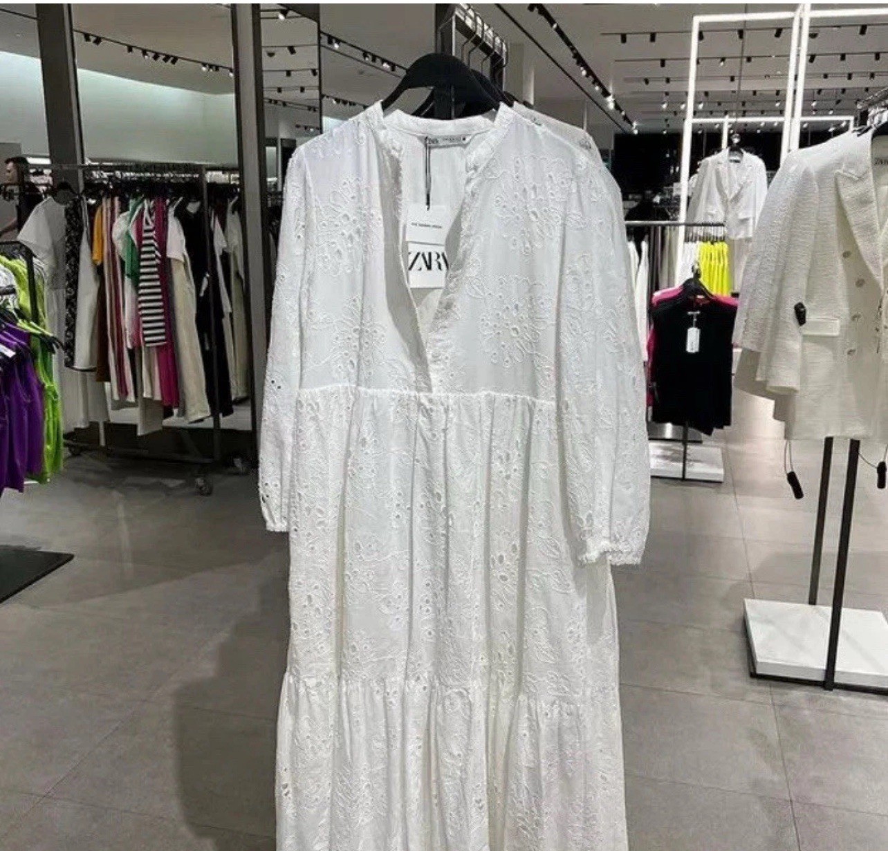 ZARA WHITE COLLARED CUTWORK EMBROIDERY MIDI DRESS WITH LINING SIZE XS BNWT