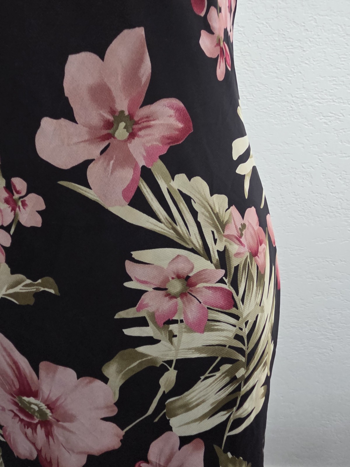 Miss Me Cocktail Patry Night Out Halter dress From Australia
