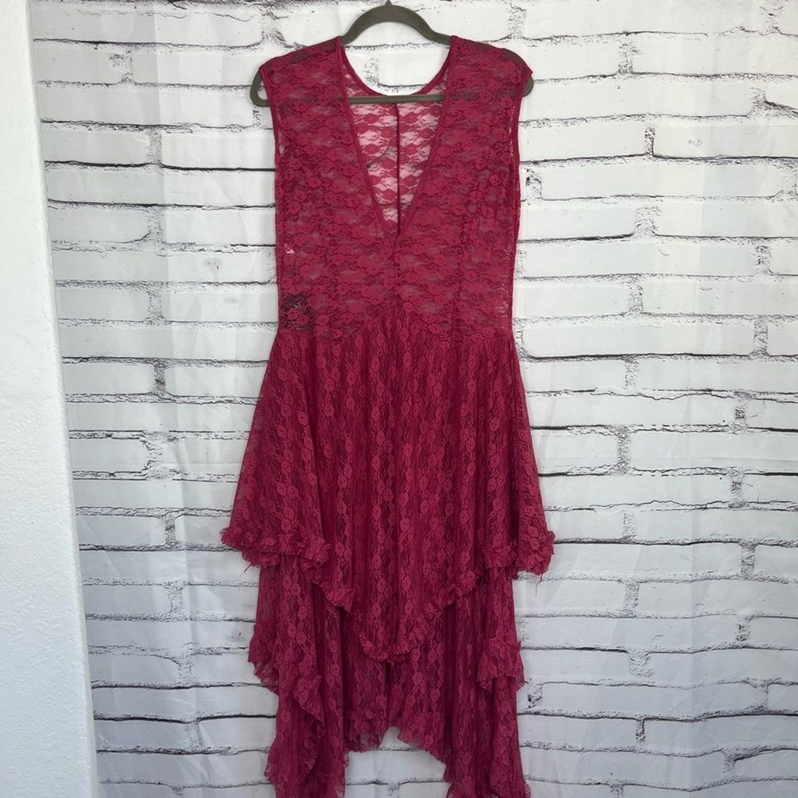 R.Vivimos Pink Lace Asymmetrical Midi Dress Women’s XL Deep V Sleeveless NWT