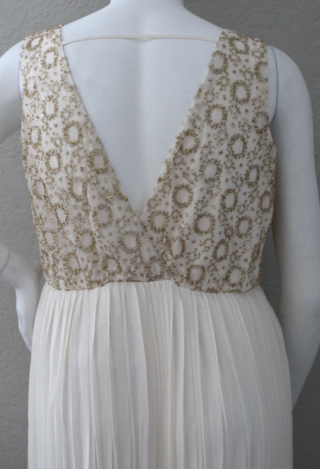 Soieblu Matte Glitter Pleated Layered Maxi Evening Dress Cream Plus 1XL – New!