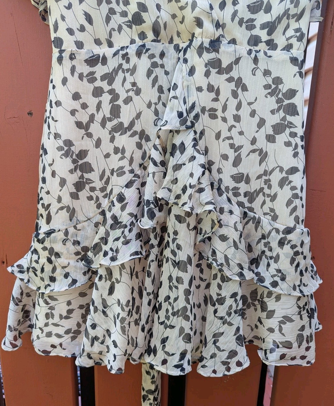 Saints + Secrets Ruffle Mini Dress Floral Print Cream/ Black Size Large **Flawed