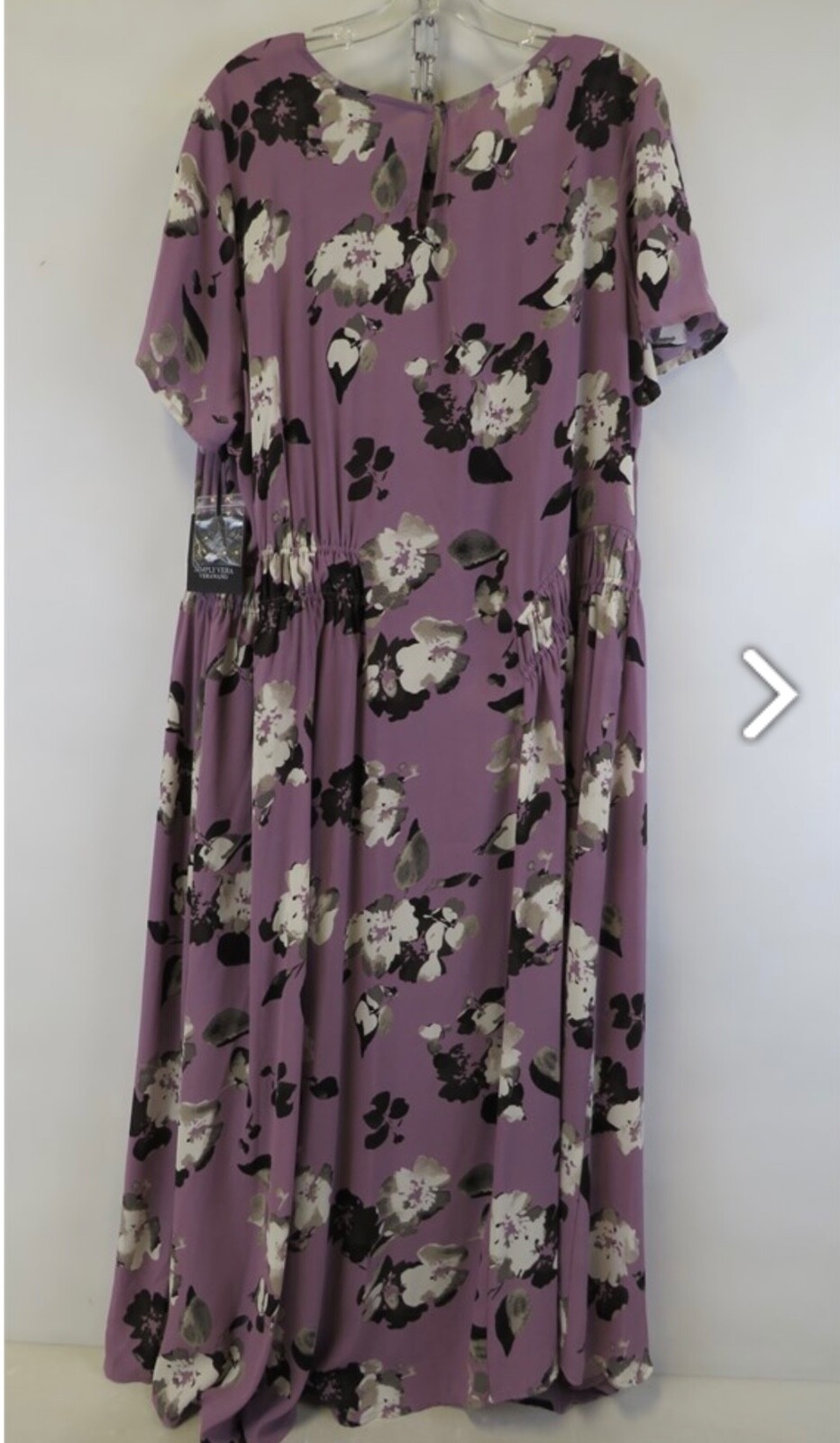 Brand: Simply Vera By Vera Wang Model: Dress See pictures Colorway: Purple Flowe