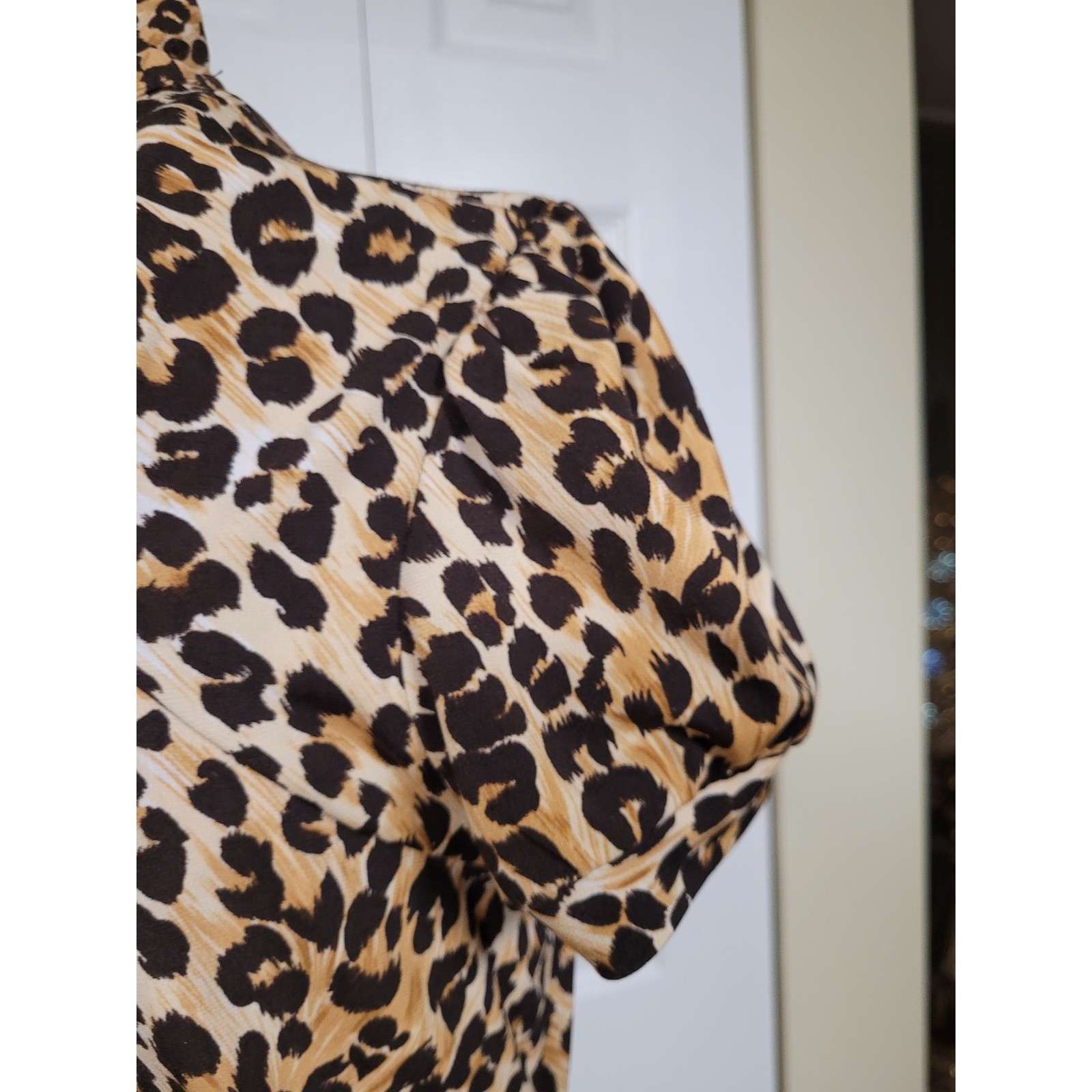 Leopard Print Keyhole Neck Puff Sleeve Belted A-Line Dress BOHO Brown/Tan Size M