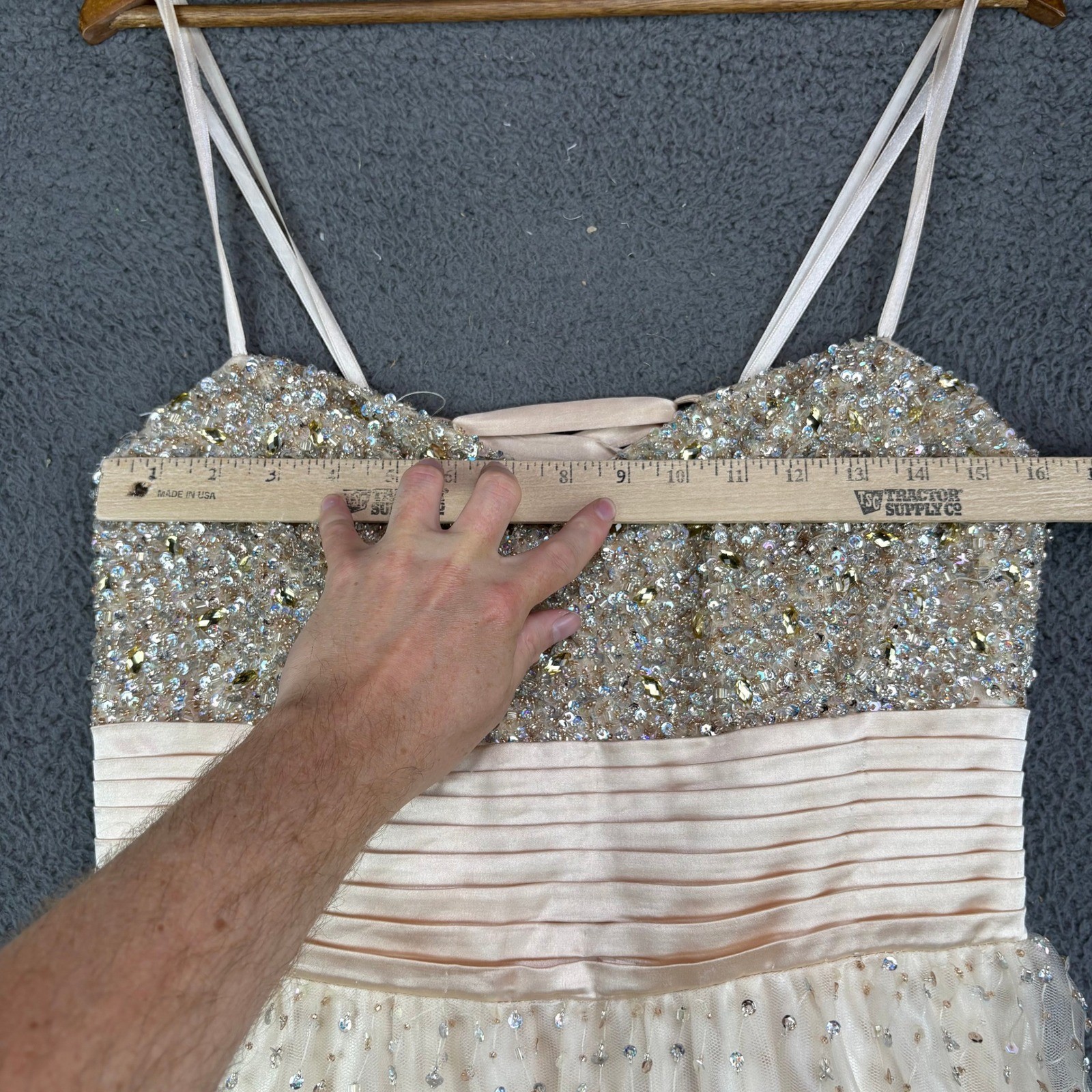Dave & Johnny Champagne Sequin Beaded Tulle Prom Gown Dress 19/20 Plus Size