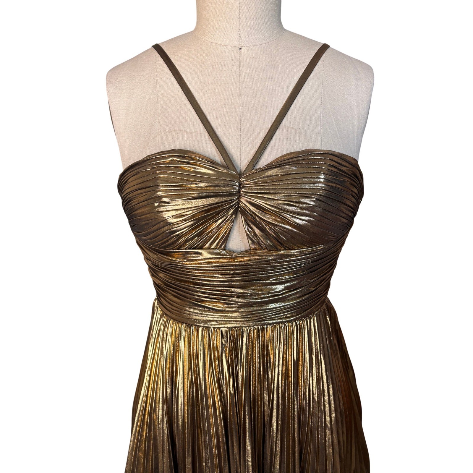 Pleated Metallic Stacees Cocktail Dress US2 Gold