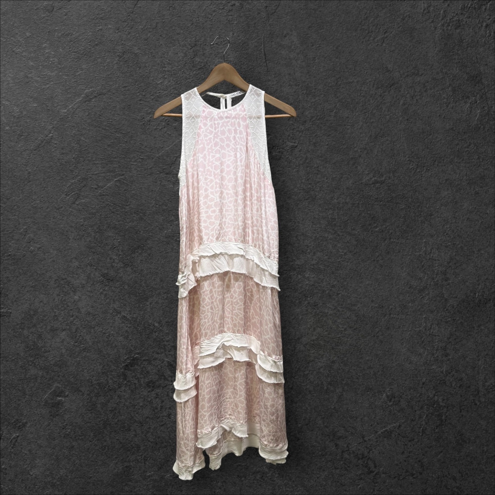 Chelsea Flower Pink Geometric Tiered Ruffle Lace Trim Sleeveless Midi Dress M
