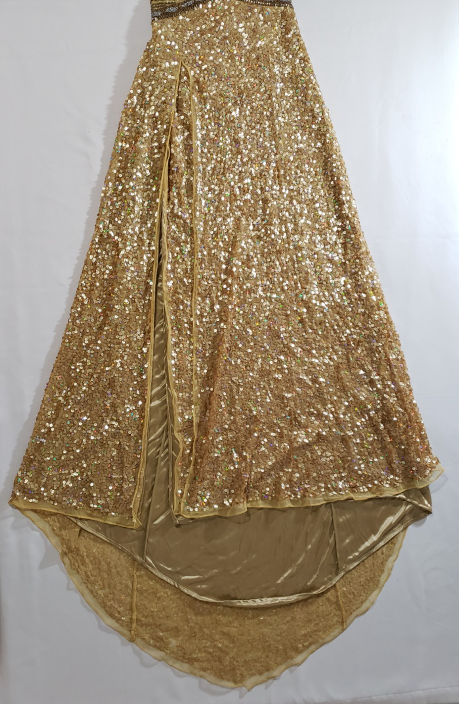 Vivace by Cassandra Stone Gold Sequin Long Dress size M Front Slit Sleeveless *