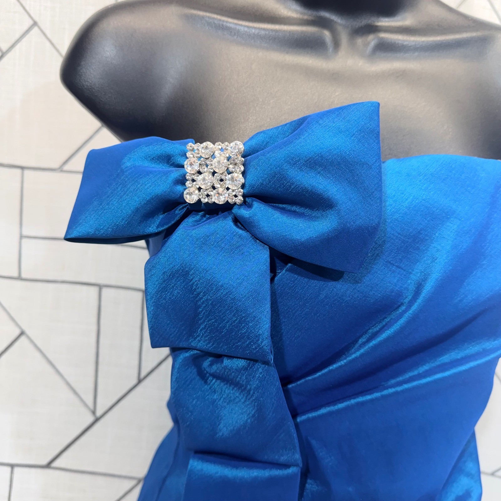 Teeze Me Blue Strapless Rhinestone Bow Ruched Mini Dress Size 7 Style 46709221