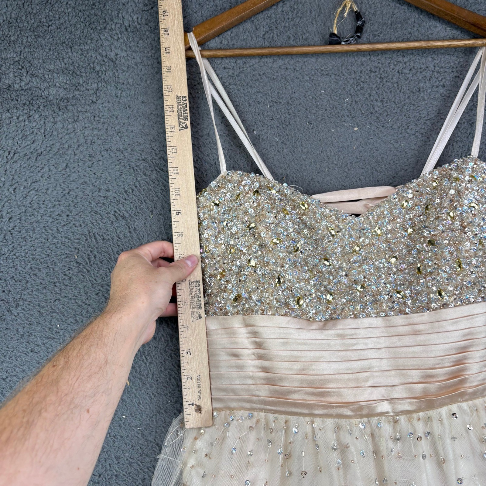 Dave & Johnny Champagne Sequin Beaded Tulle Prom Gown Dress 19/20 Plus Size