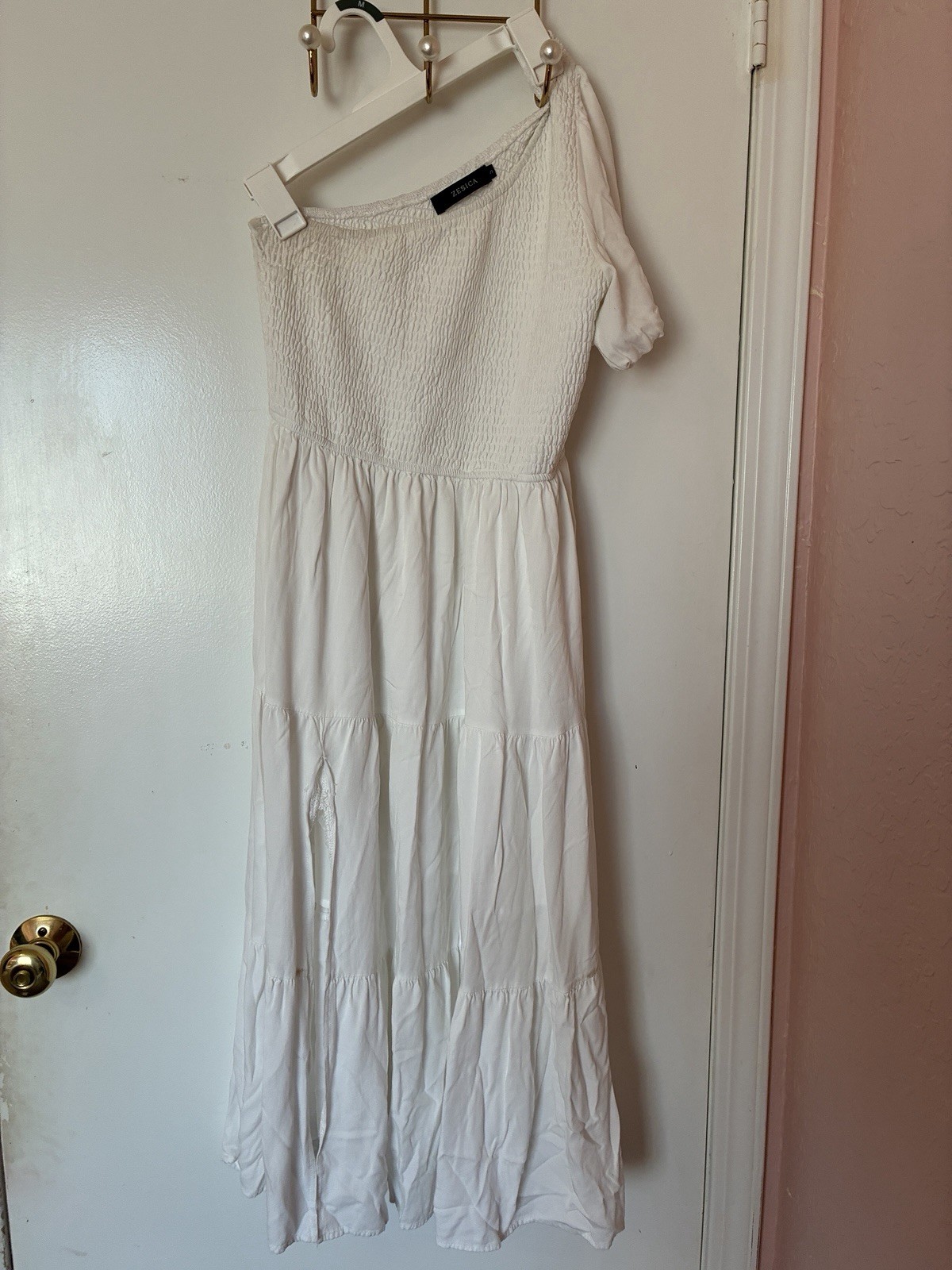 ZESICA White One Shoulder Smocked Puff Sleeve Tiered Maxi Dress S Slit