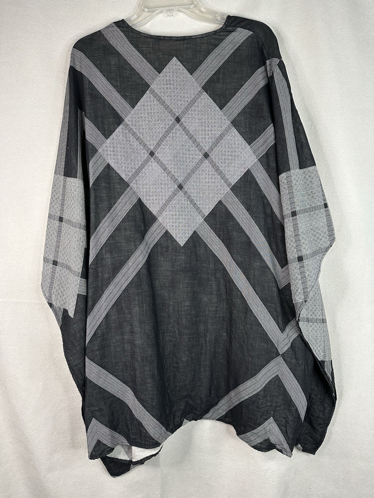 BILLY REID Boxy Tunic Kaftan Poncho Shirt Sz M / L Black Plaid Gauze monochrome