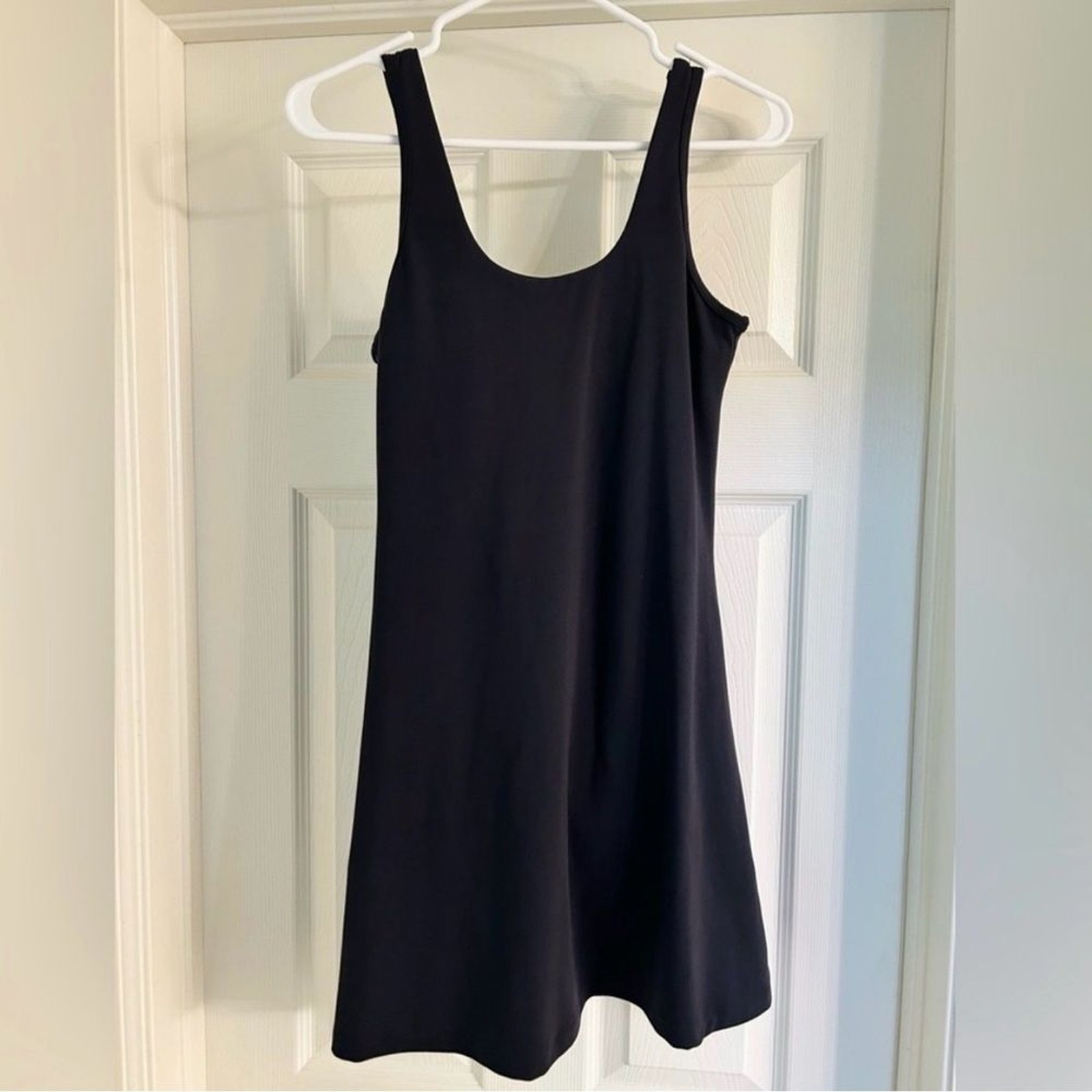Under Armour Black Athletic Workout Athleisure Dress Size S NWOT