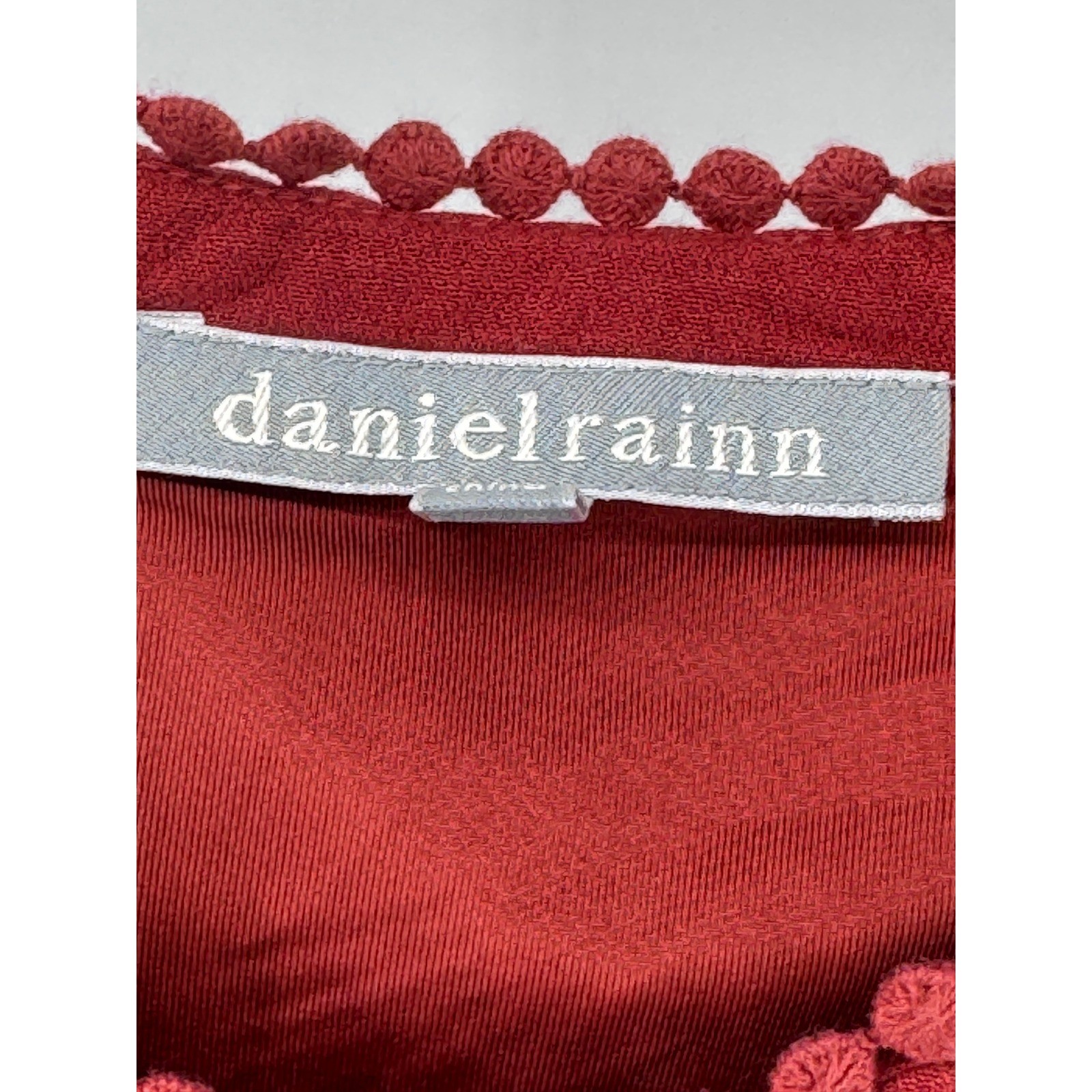 danielrainn red floral embroidered cold shoulder midi dress size M