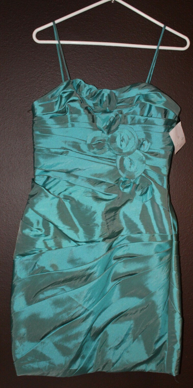 WTOO Watters & Watters Size 12 Womens Formal Dress Flower Embellishment Teal