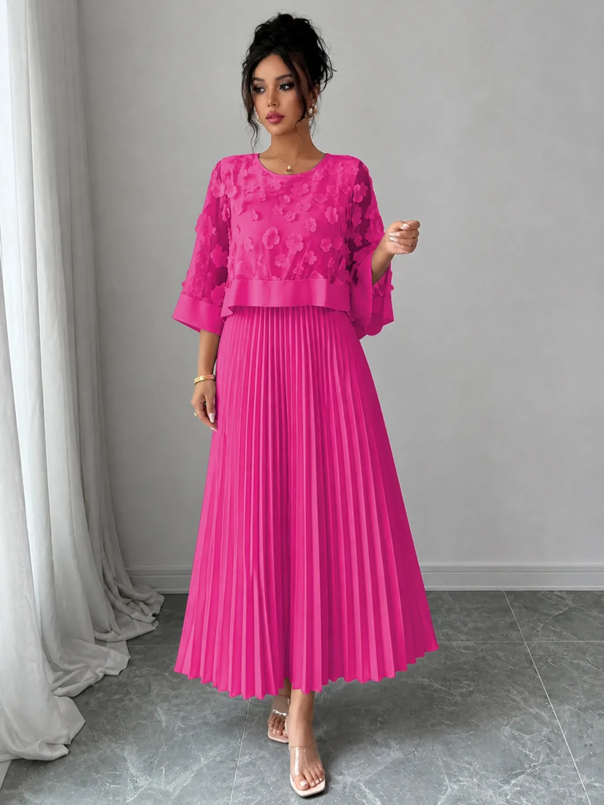 Elegant Pleated Dress, Women’s Vacation Outfits. (We have sizes S, M, L, XL, XS)