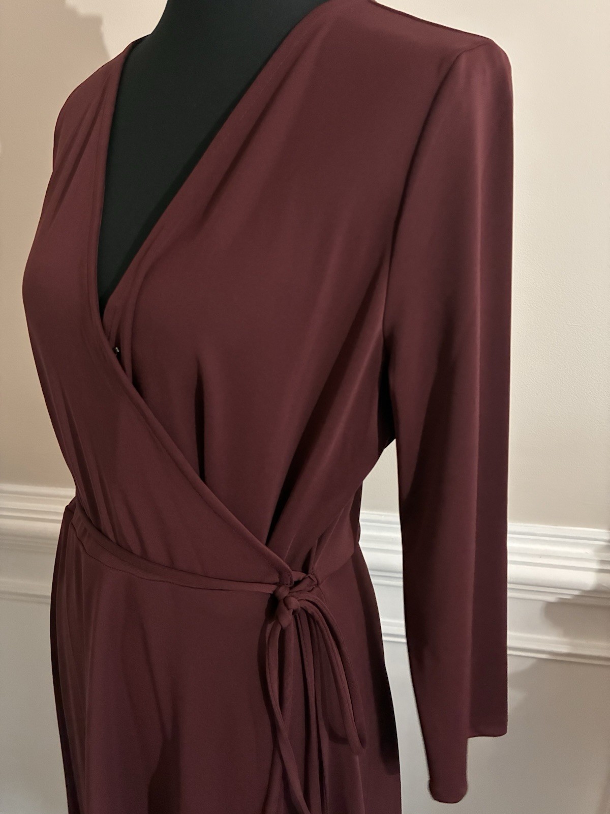 Banana republic Wrinkle resistant Long sleeve Wrap Dress M