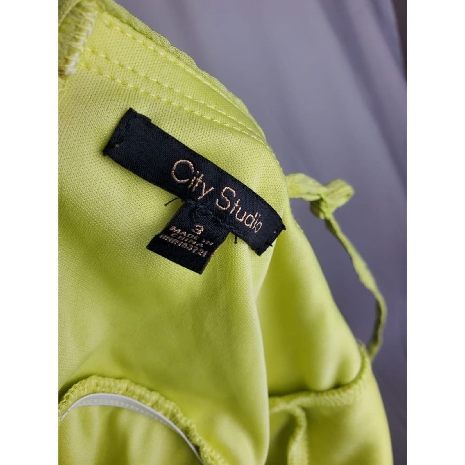 City Studio junior lime green ruffled mini dress sz 3-small back zipper