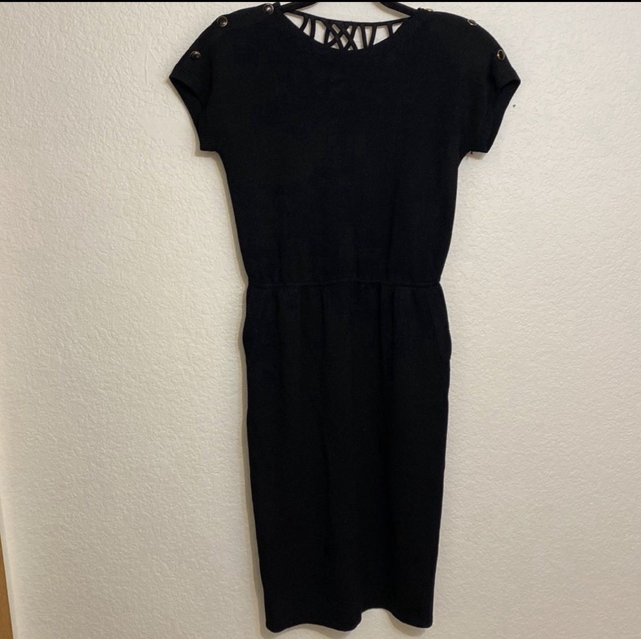 St. John by Marie Gray Women’s Long Sleeve Knit Dress With Beautiful Back Design