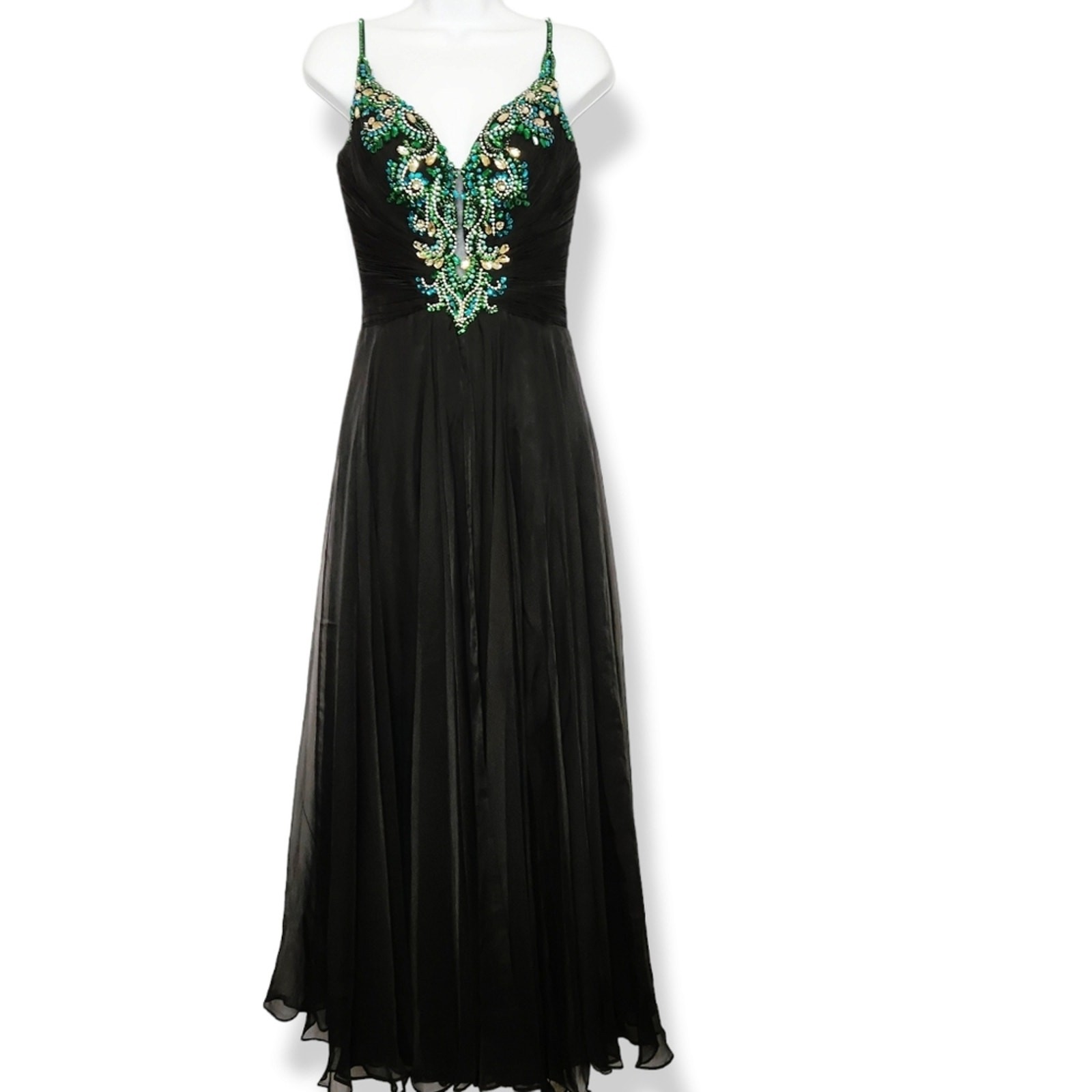 Mac Duggal Cassandra Stone Black Beaded Long Formal Gown Maxi Dress Prom Size 4