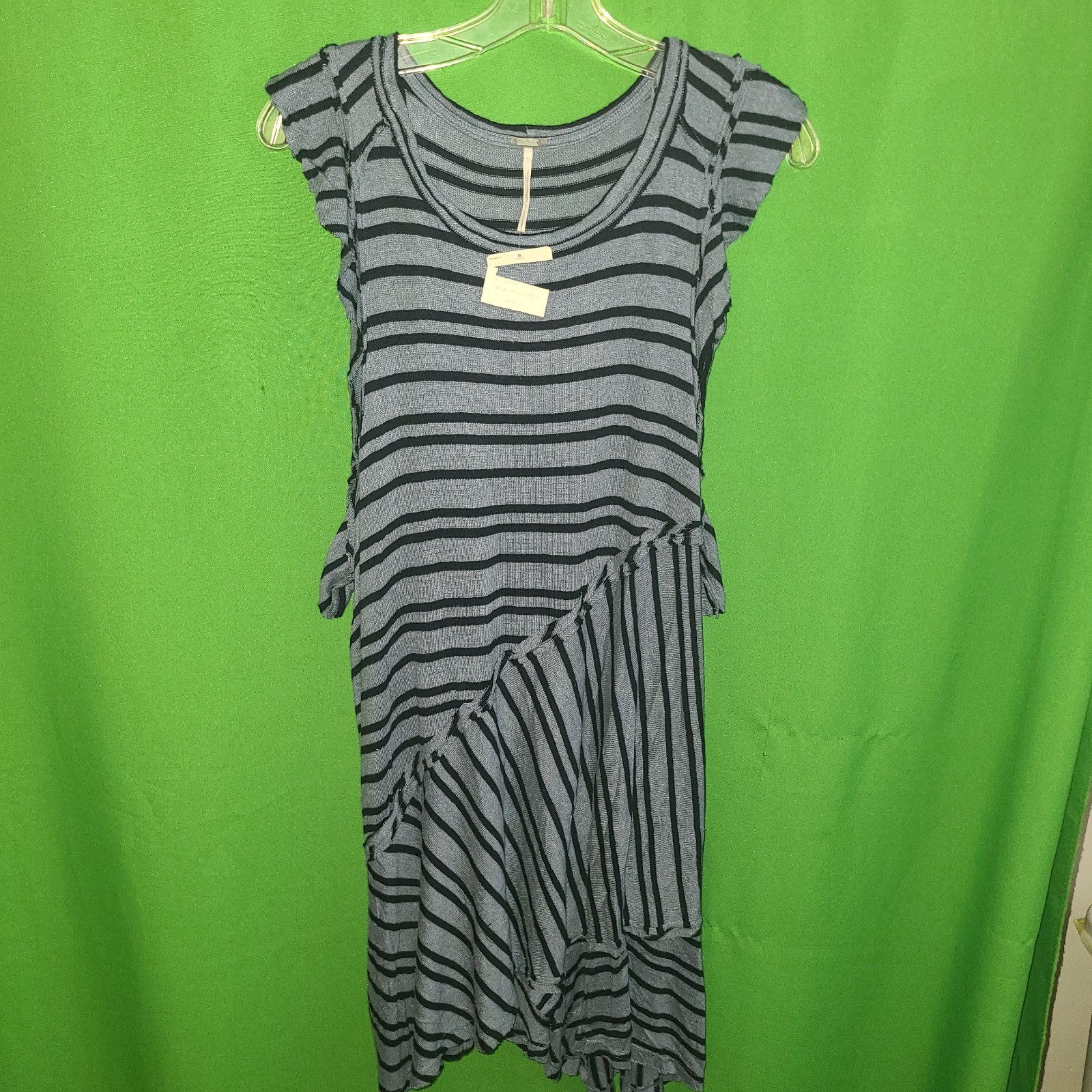 2412) NWT FREE PEOPLE large blue knit dress striped at knee new