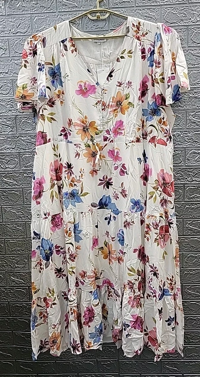 New Proud Poppy Short Sleeve V Neck Bonnie Dress W/Pockets White Floral Size 24