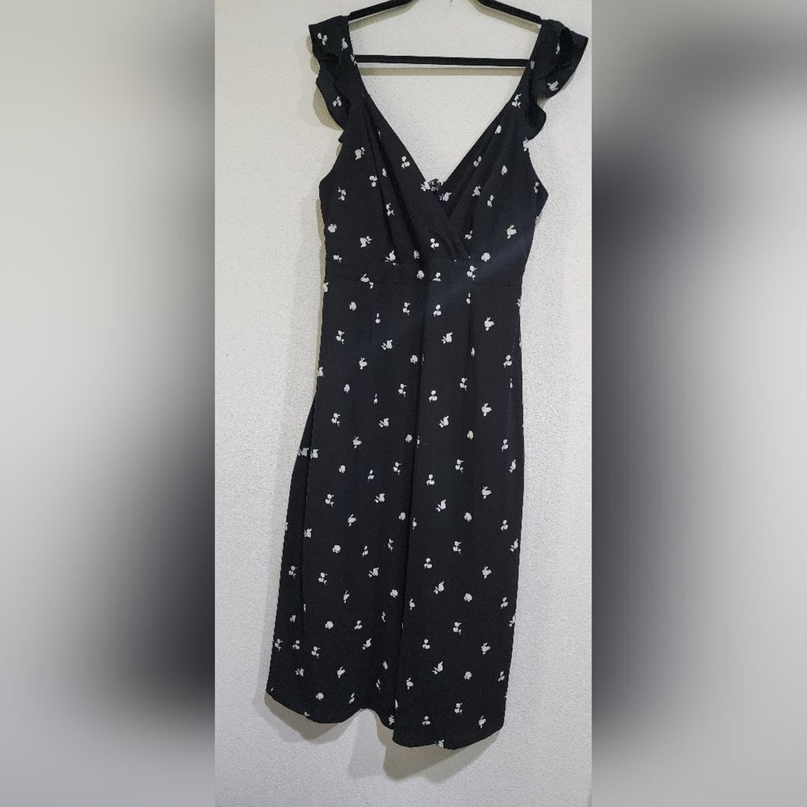 Haute Fox Floral Jumpsuit Size 1X, 49 Inches Long