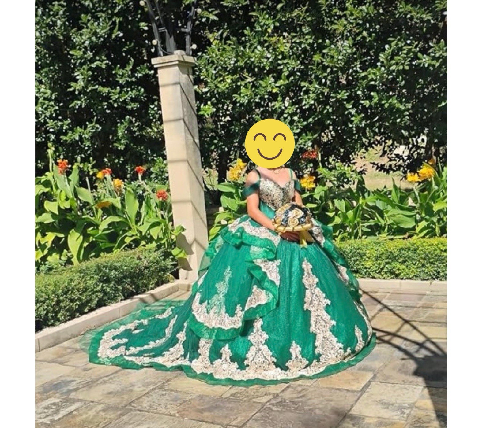 Emerald Green Quinceanera Dresses Gold Lace Appliques Beaded Ball Gowns Sweet 16