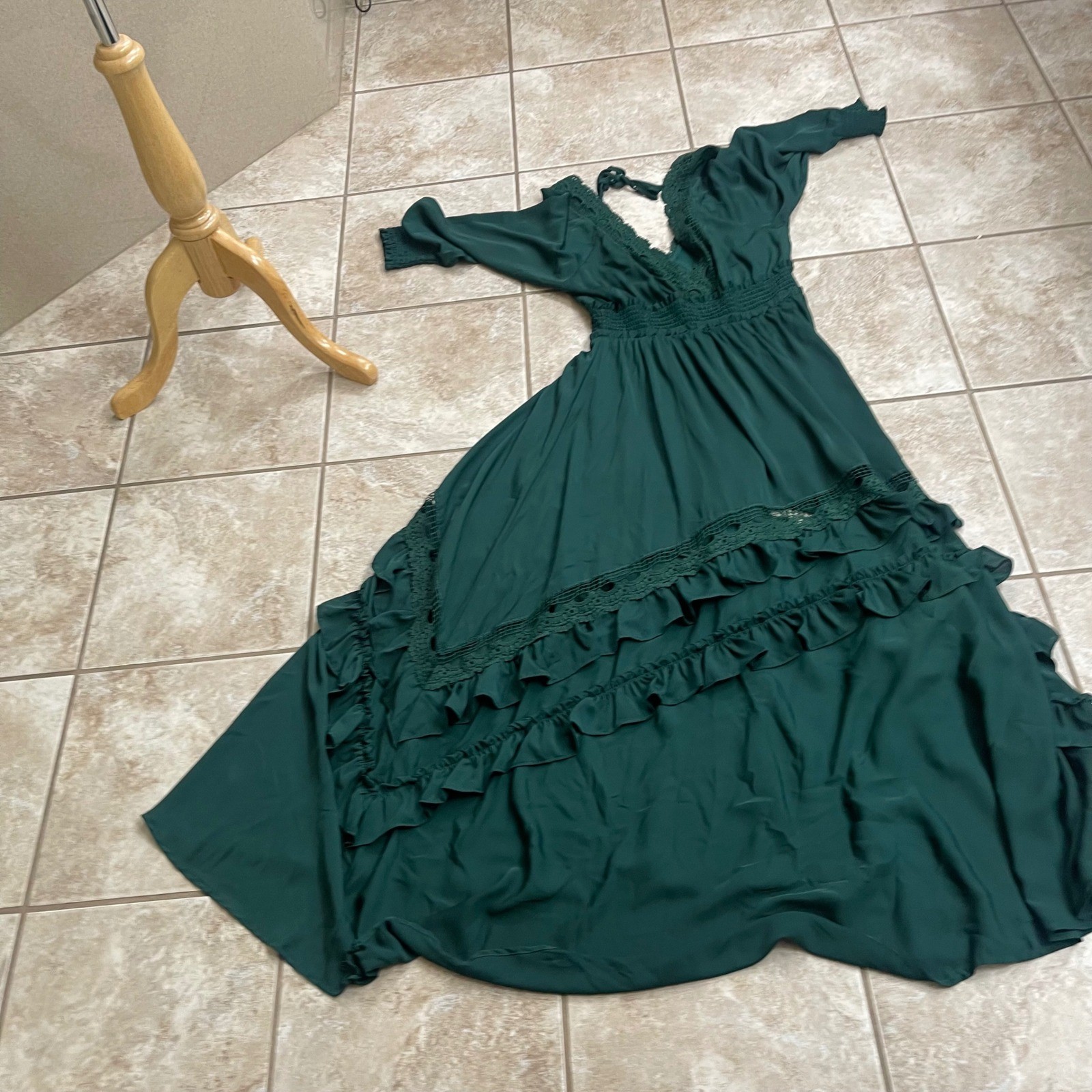 BALTICBORN pippA Women Emerald Green Tiered Ruffle Maxi Dress Long Sleeve LAre