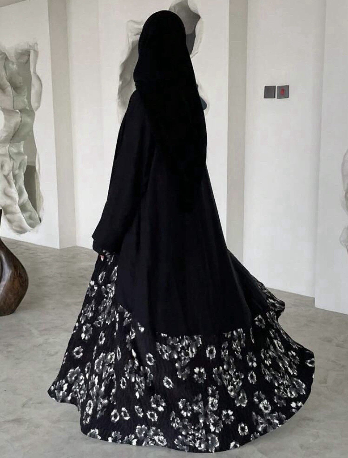 Black Abaya