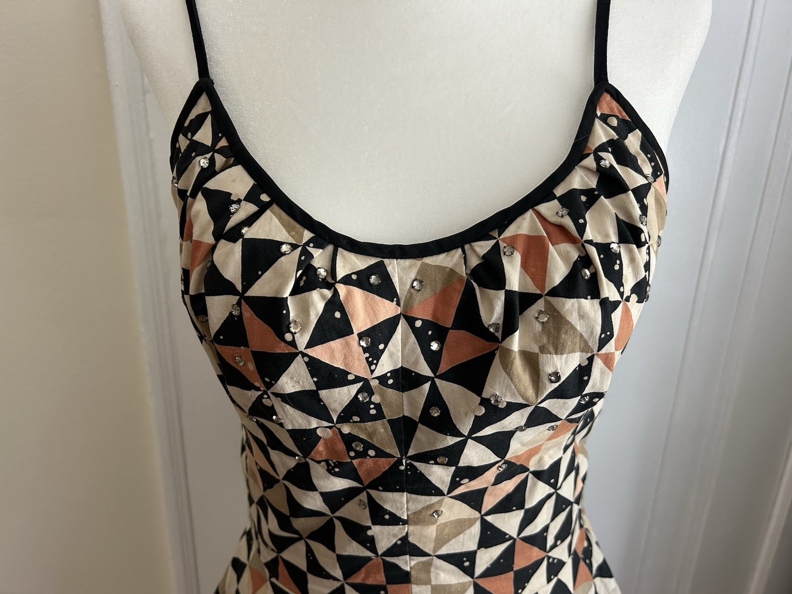 Vintage Women’s Medium Geometric Print Fit Flare Adjustable Strap Midi Dress