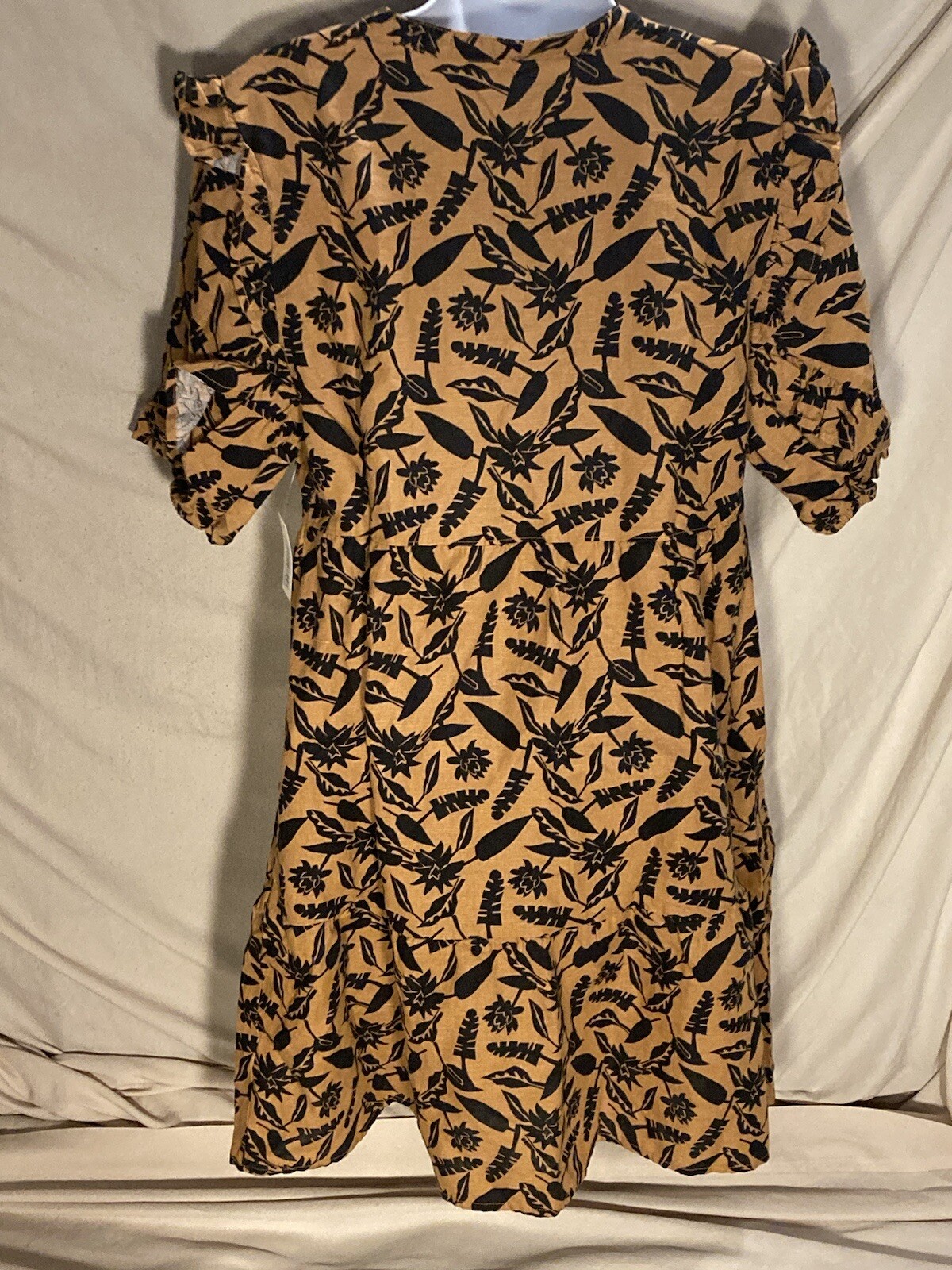 GOODTHREADS MEDIUM Linen Cotton Elbow Sleeve Split Neck Dress, Tan Block Floral