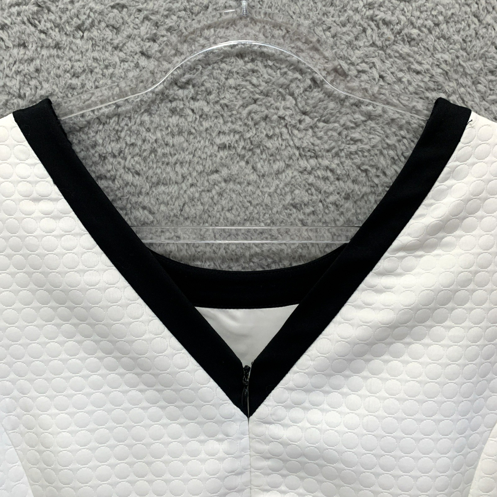 Jones New York White Quilted Sheath Dress Classic Sleeveless Lined Zip, 16 NWT!