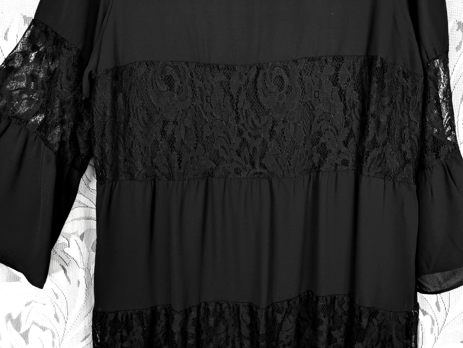 2X 1X ING Boho Very Black Woven Tiered Crepe/Lace Knee Length Bell Sleeve Dress