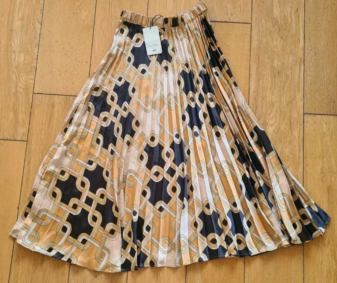 Ladies Richard Allen X H&M Womens Pleated Satin Long Skirt Size Small