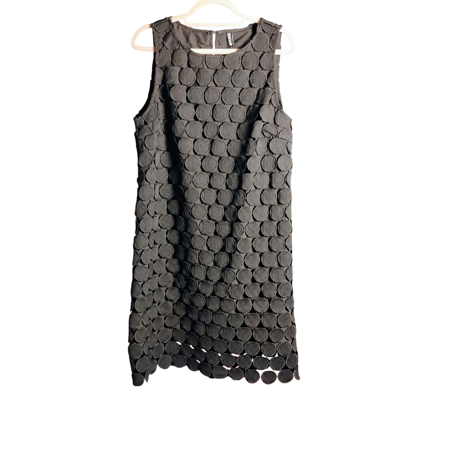 NWT! BTFBM Women’s L Black Sleeveless Laser Cut Circle Pattern Sheath Dress