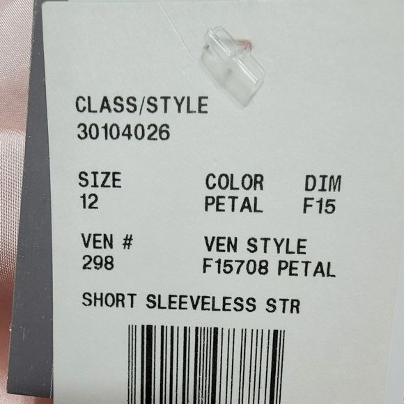 David’s Bridal Short Sleeve Petal Stretch Satin Knee Length Dress Sizes 12 & 14