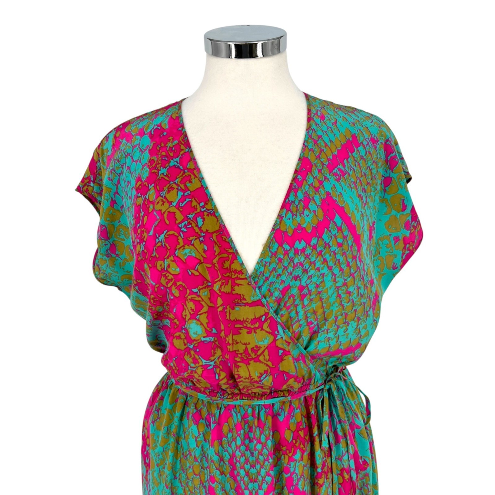 Presley Skye Snake Print Multicolor Silk Wrap Dress Knee Length Size Medium