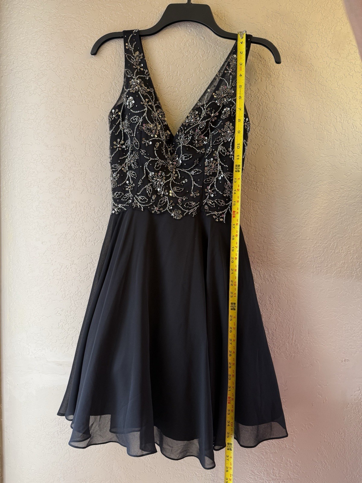 Dancing Queen Sleeveless Cocktail Or Formal Dress Size 3
