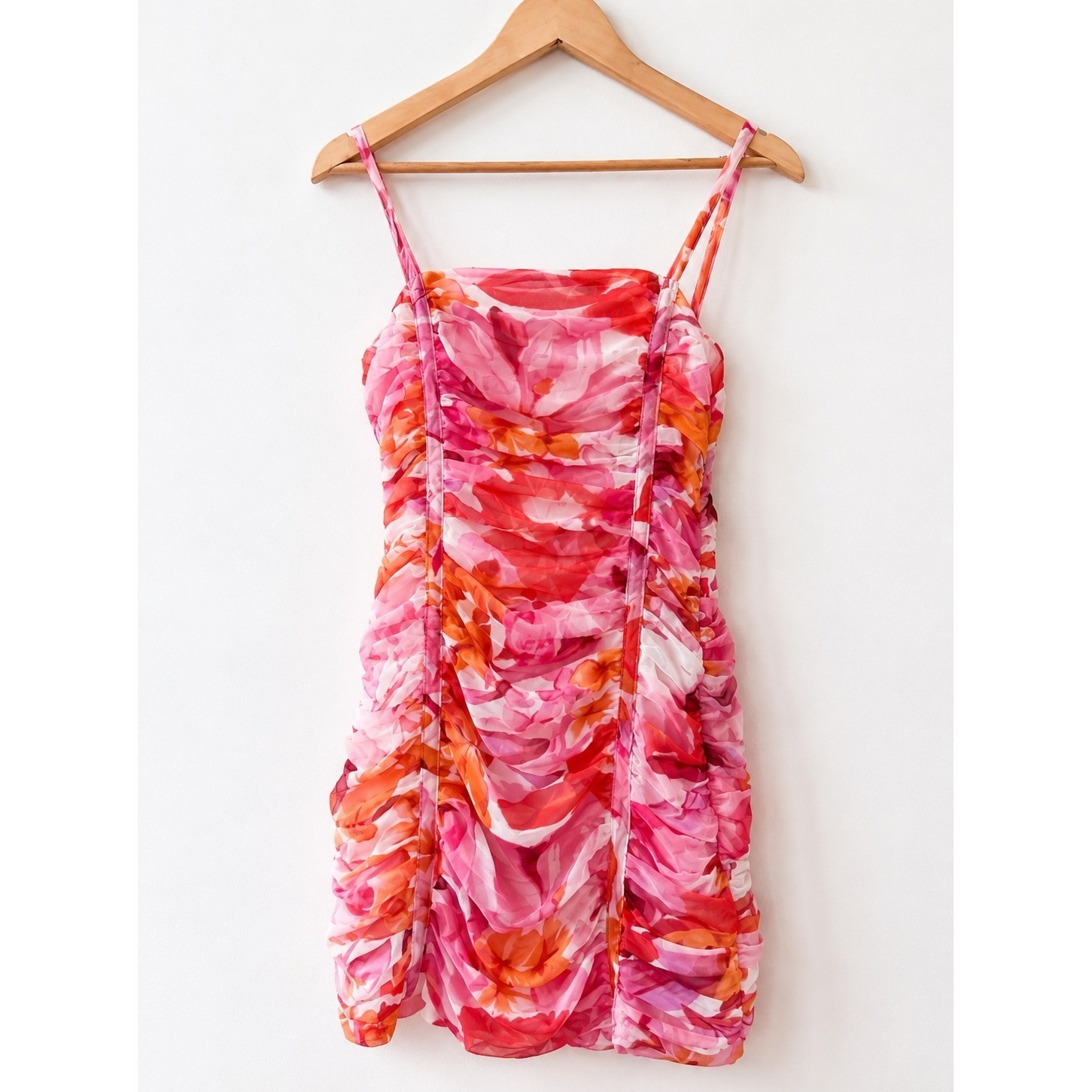 Storia Floral Ruched Floral Tropical Romantic Feminine Vacation Dress Size S