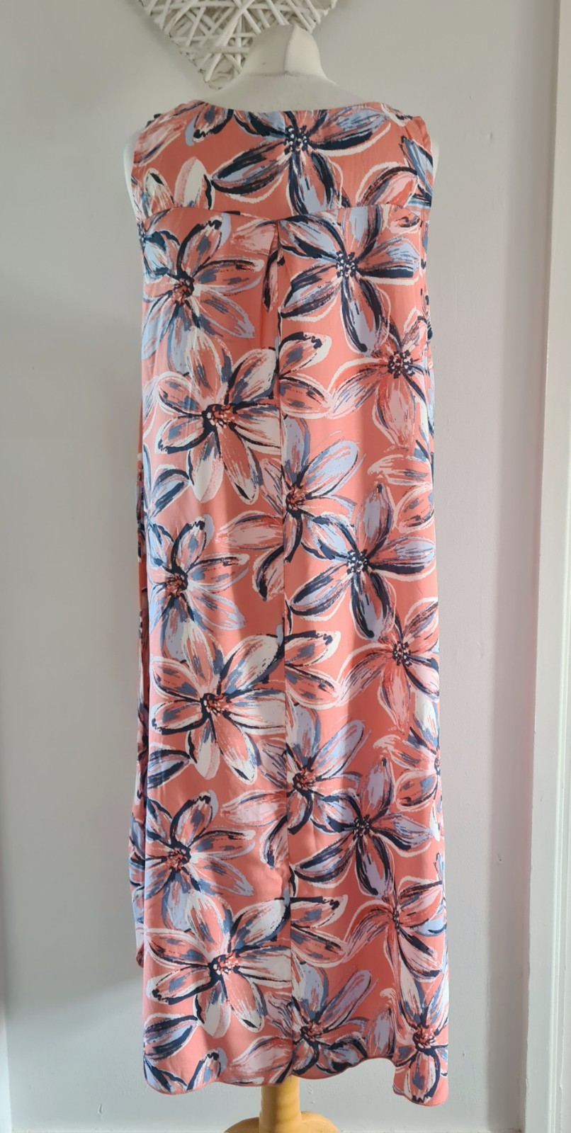 Ladies Bonmarche Coral Pink Light Blue Floral Woven Midi Dress Size 18 Pockets