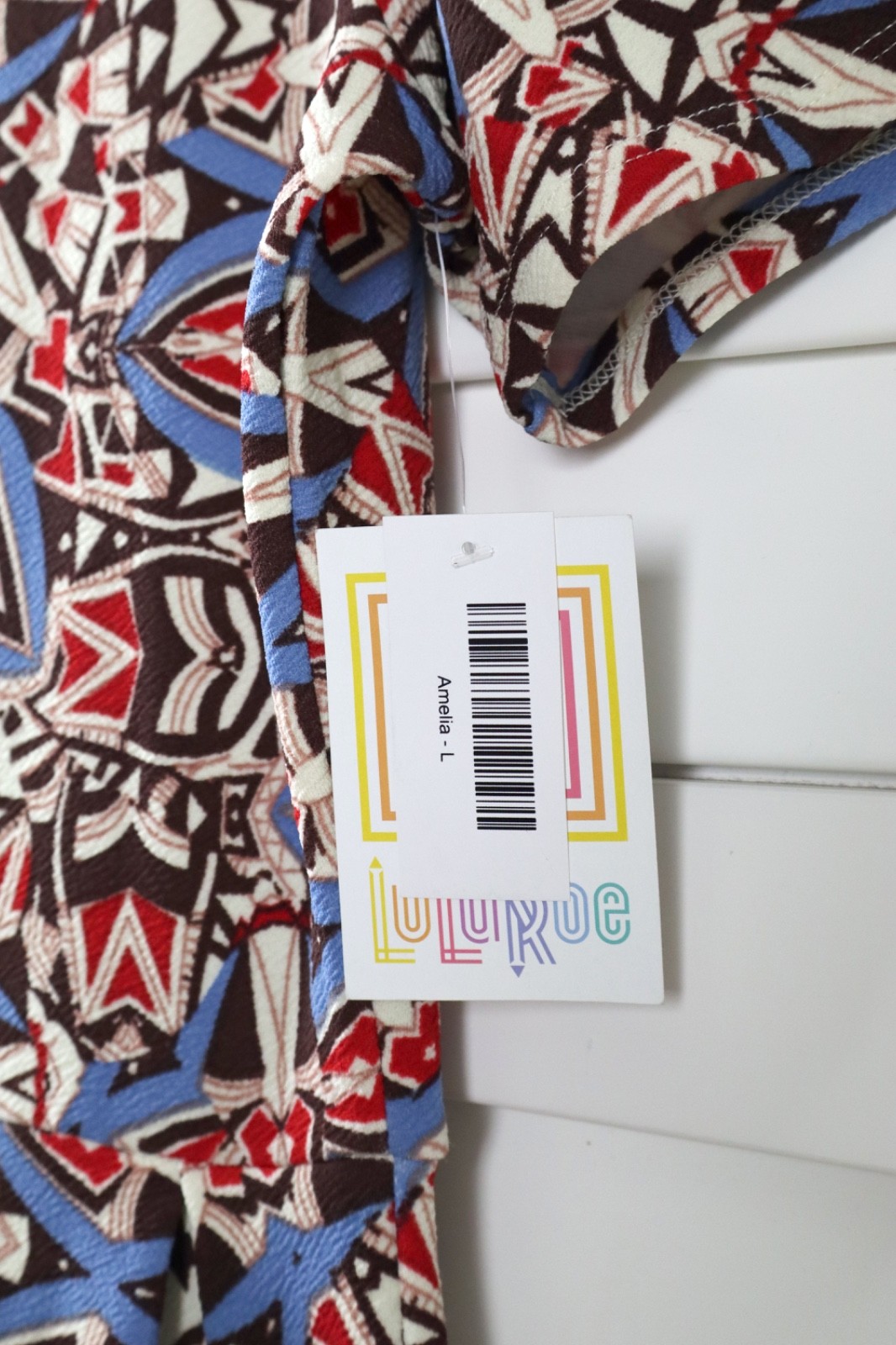 LULAROE NWT Textured Stretch Border Hem Blue Brown Geo Amelia Dress Size Large