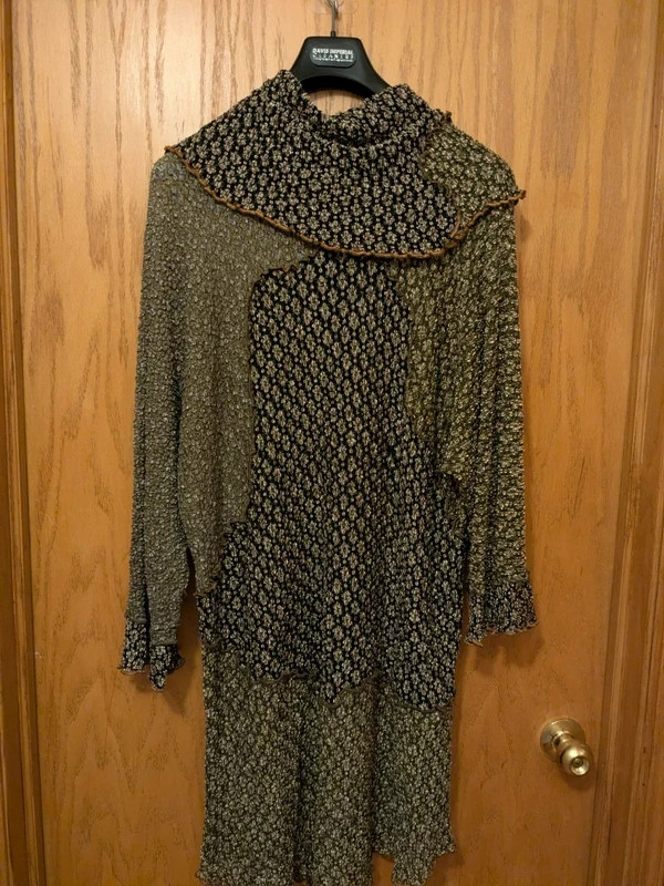 A boho Lagen look patchwork dress