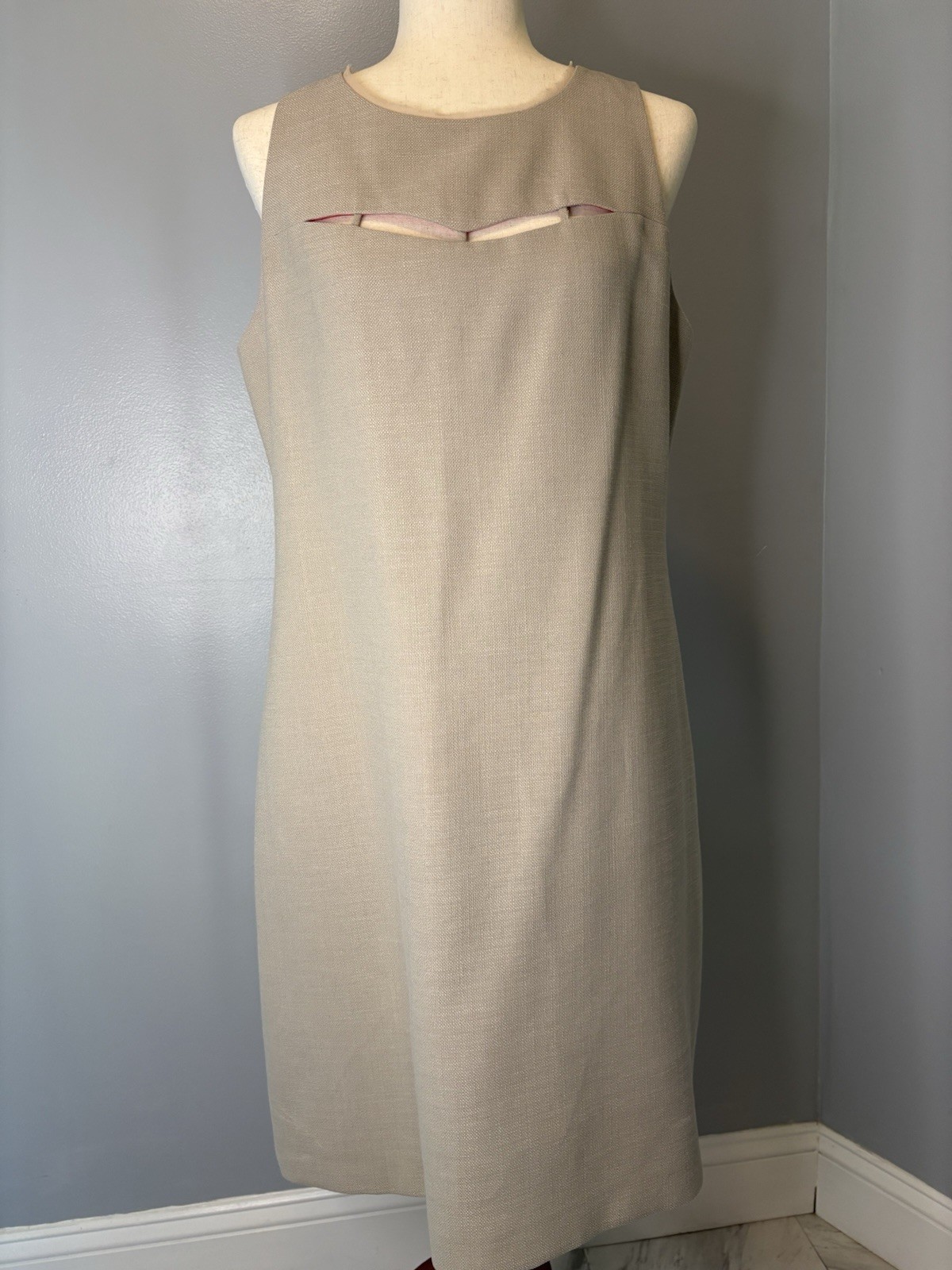 Elie Tahari Beige Linen Look Sleeveless Lined Cut Out Shift Dress Size 12