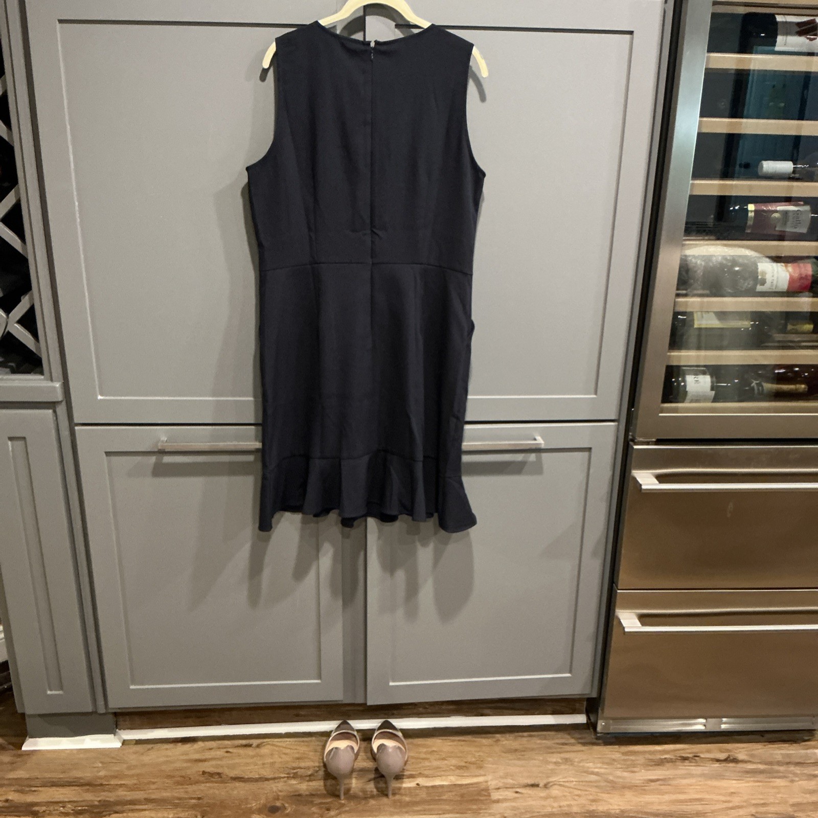 LOFT Navy Sleeveless Sheath Dress Knee Length Button Ruffle Pockets Stretch 12