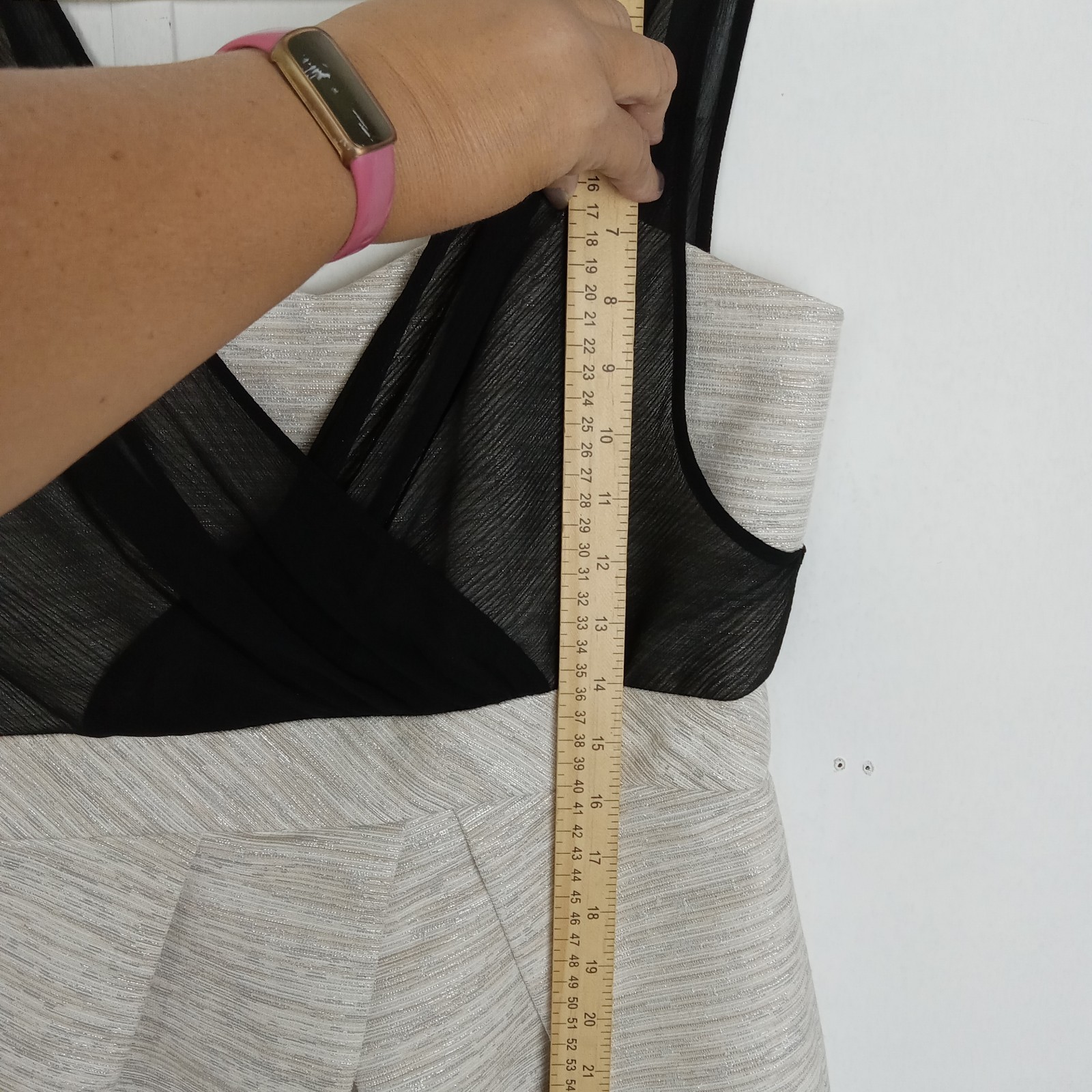 Max and Cleo Dress 8 Metallic Textured Mesh Cocktail Black Silver MSRP $148
