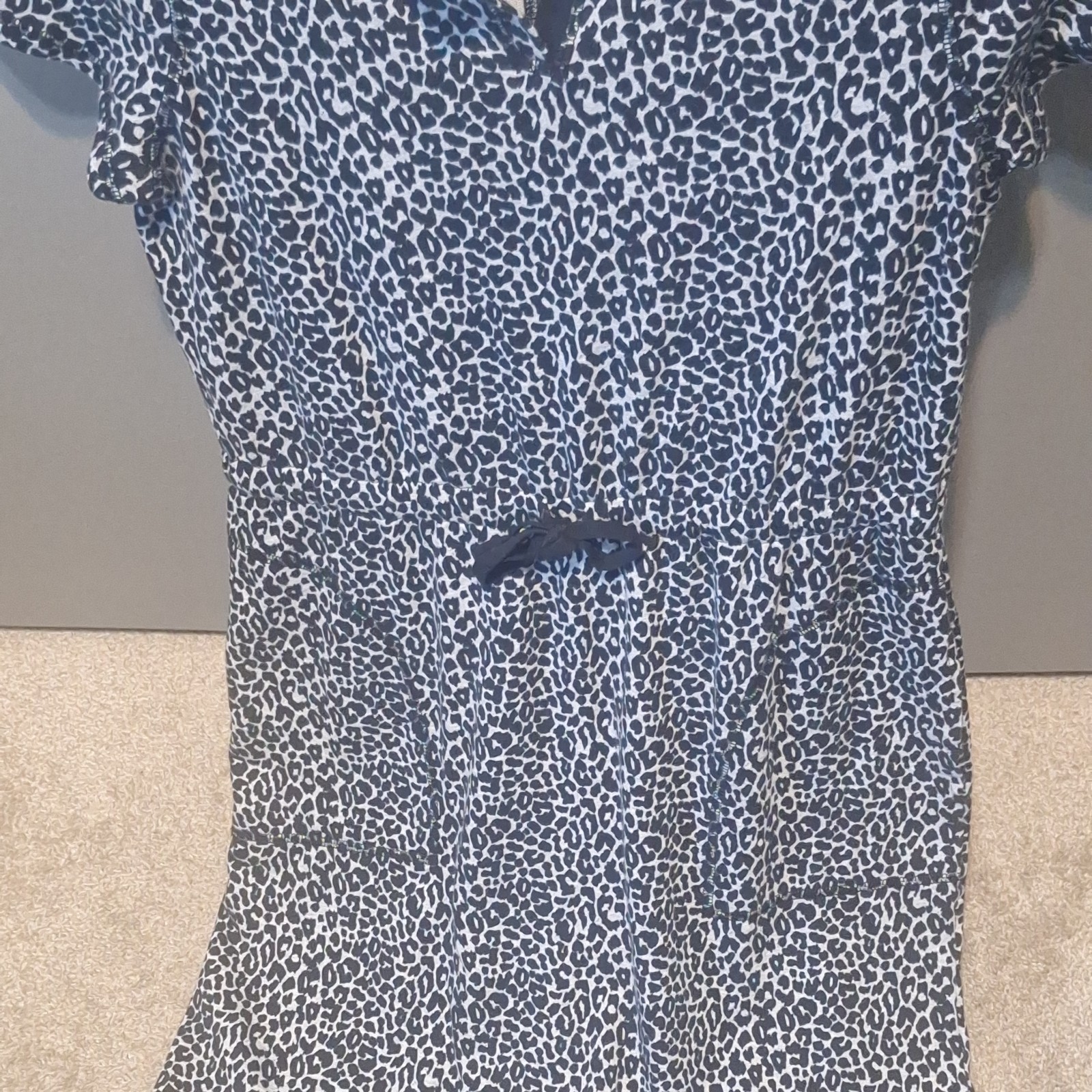 T By Talbots Animal Print Jersey Split Neck Dress Women’s MP, Pull Over, Stretch