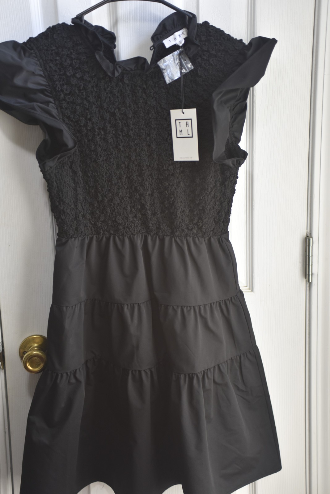 THML Black Textured Tiered Dress Womens XS Ruffle Sleeve Boho LSC184
